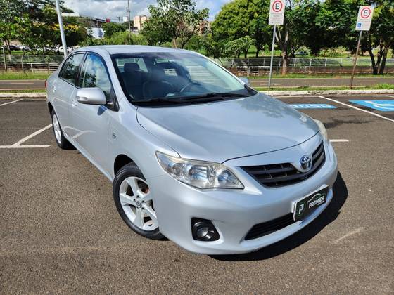 TOYOTA COROLLA 2.0 XEI 16V FLEX 4P AUTOMÁTICO TOYOTA COROLLA 2.0 XEI 16V FLEX 4P AUTOMÁTICO